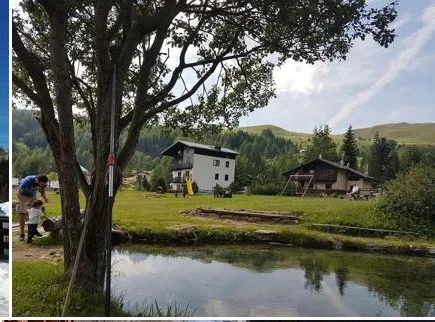Laghetto e area esterna del ristorante La Sorgente